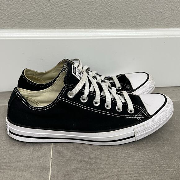 Converse Chuck Taylor All Star Mens 8/Womens 10 Black Low Top Casual Shoes - Picture 1 of 5